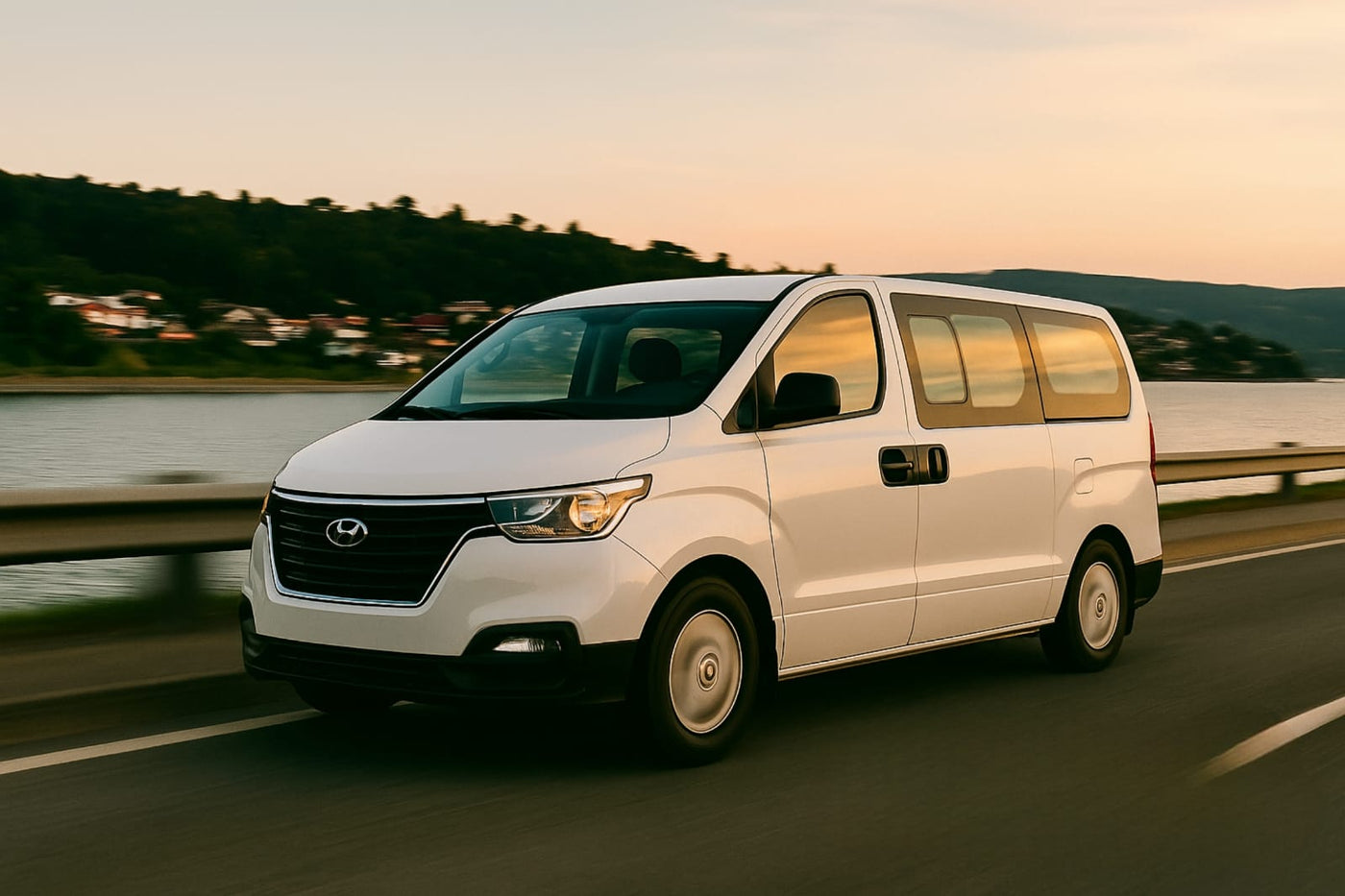 Hyundai H1 blanca
